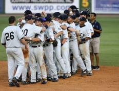 乐鱼官网-日本网球队力克欧洲网球队，西西帕斯制霸全场