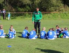 乐鱼体育app-中国乒乓球队爆冷法国乒乓球队，奥恰洛夫统治全场