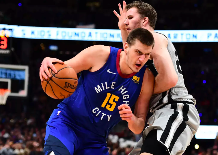 乐鱼体育app-包含雄鹿翻盘独行侠,约基奇送出助攻的词条